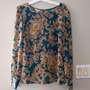 Gorgeous Paisley top